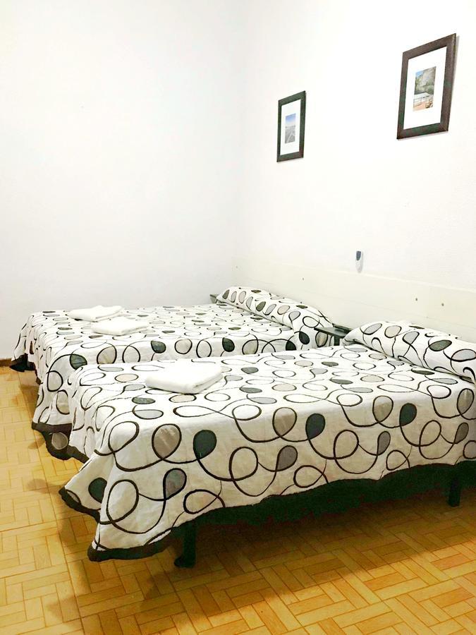 Hostal Los Arcos Мадрид Екстер'єр фото