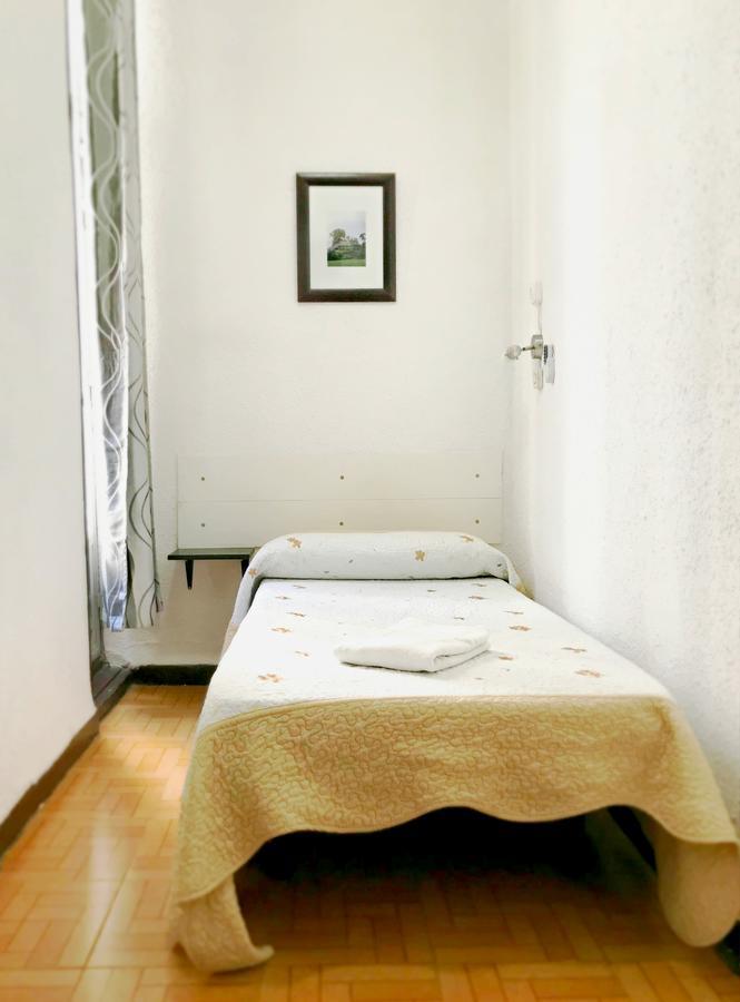 Hostal Los Arcos Мадрид Екстер'єр фото